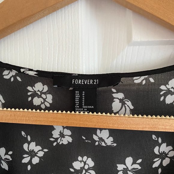 Forever 21 Dress - Picture 3 of 13